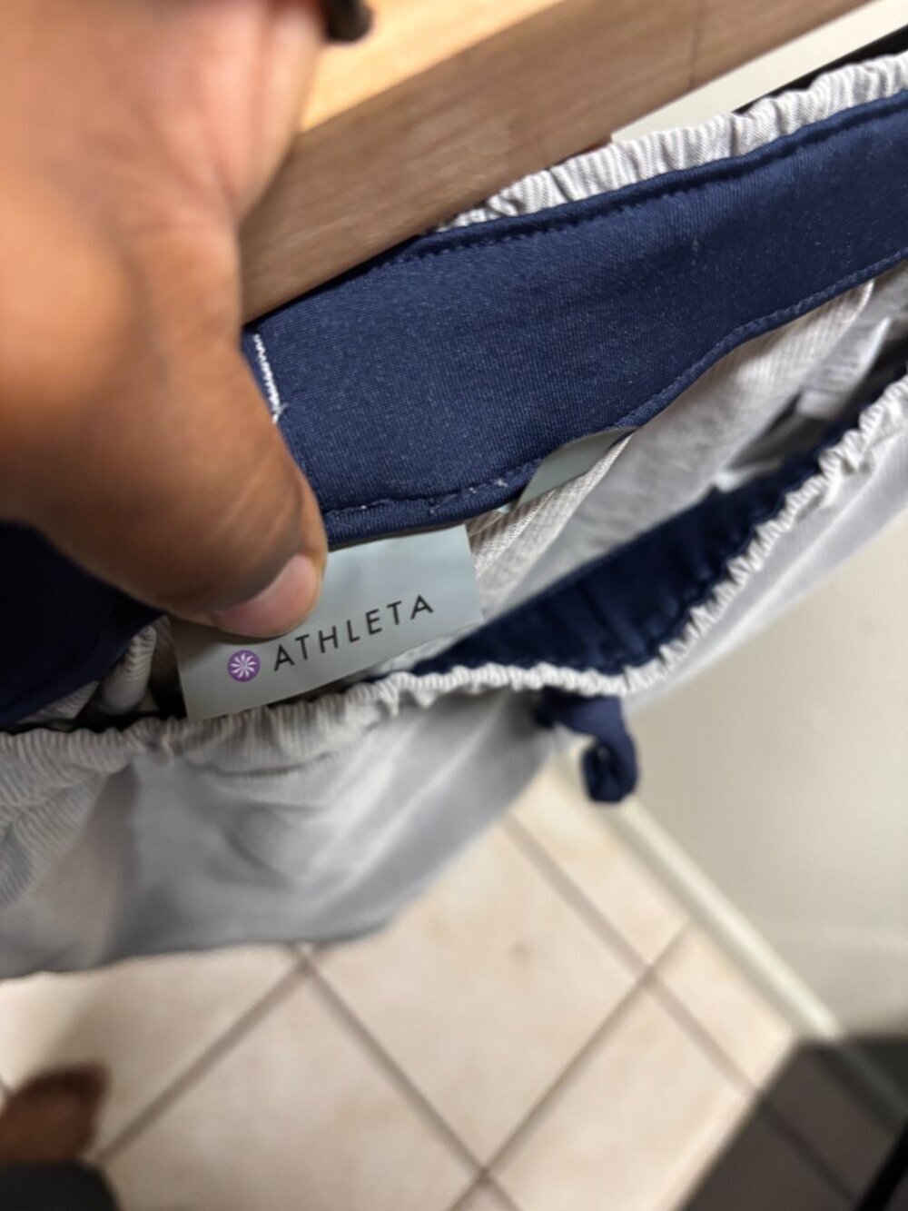 Athleta beachside stripe drawstring shorts in grey and white stripe womens xs - Picture 2 of 7